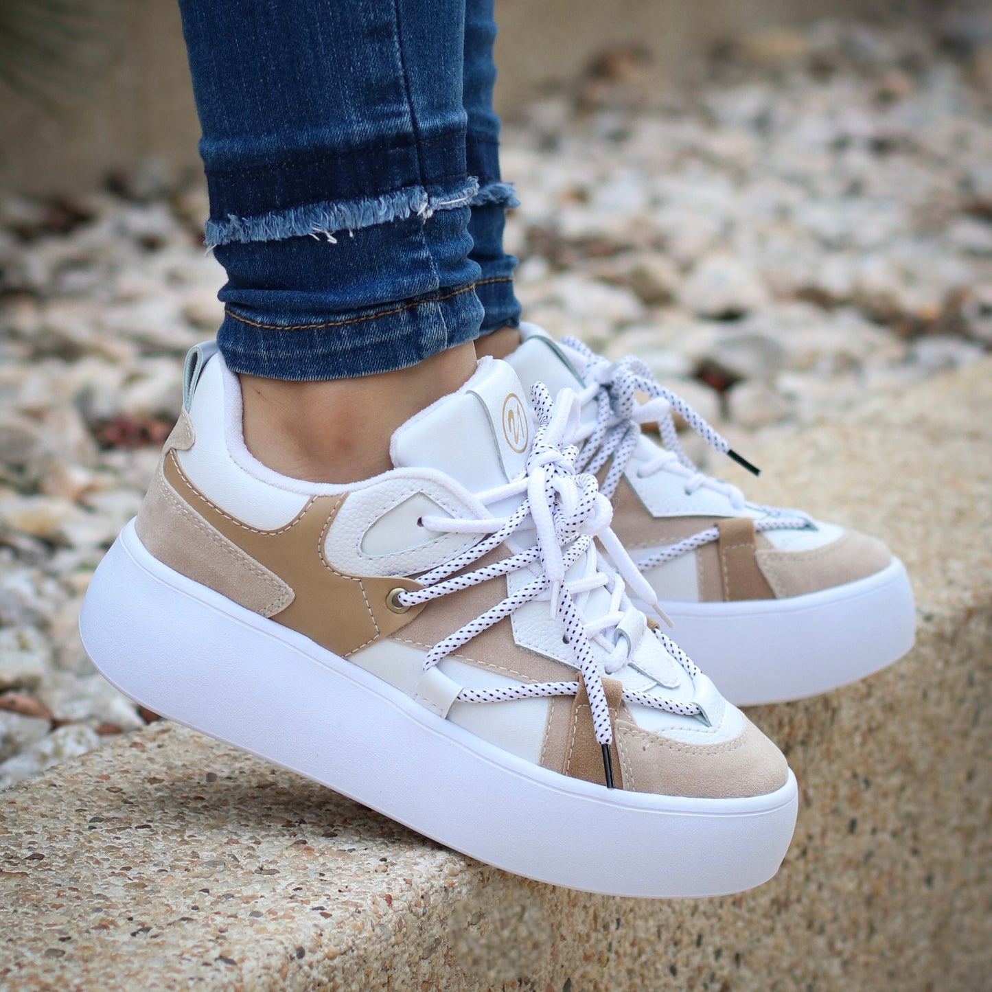 PHOENIX | BLANCO, BEIGE
