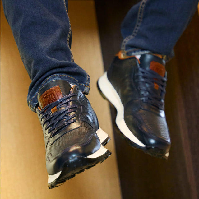 VALENTINO | Azul Oscuro